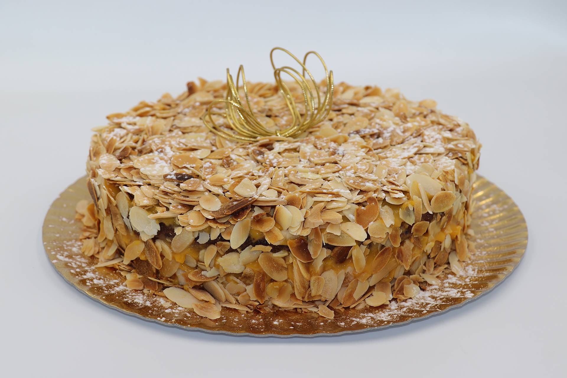 Bolo-de-Amêndoa-com-doce-de-Ovos