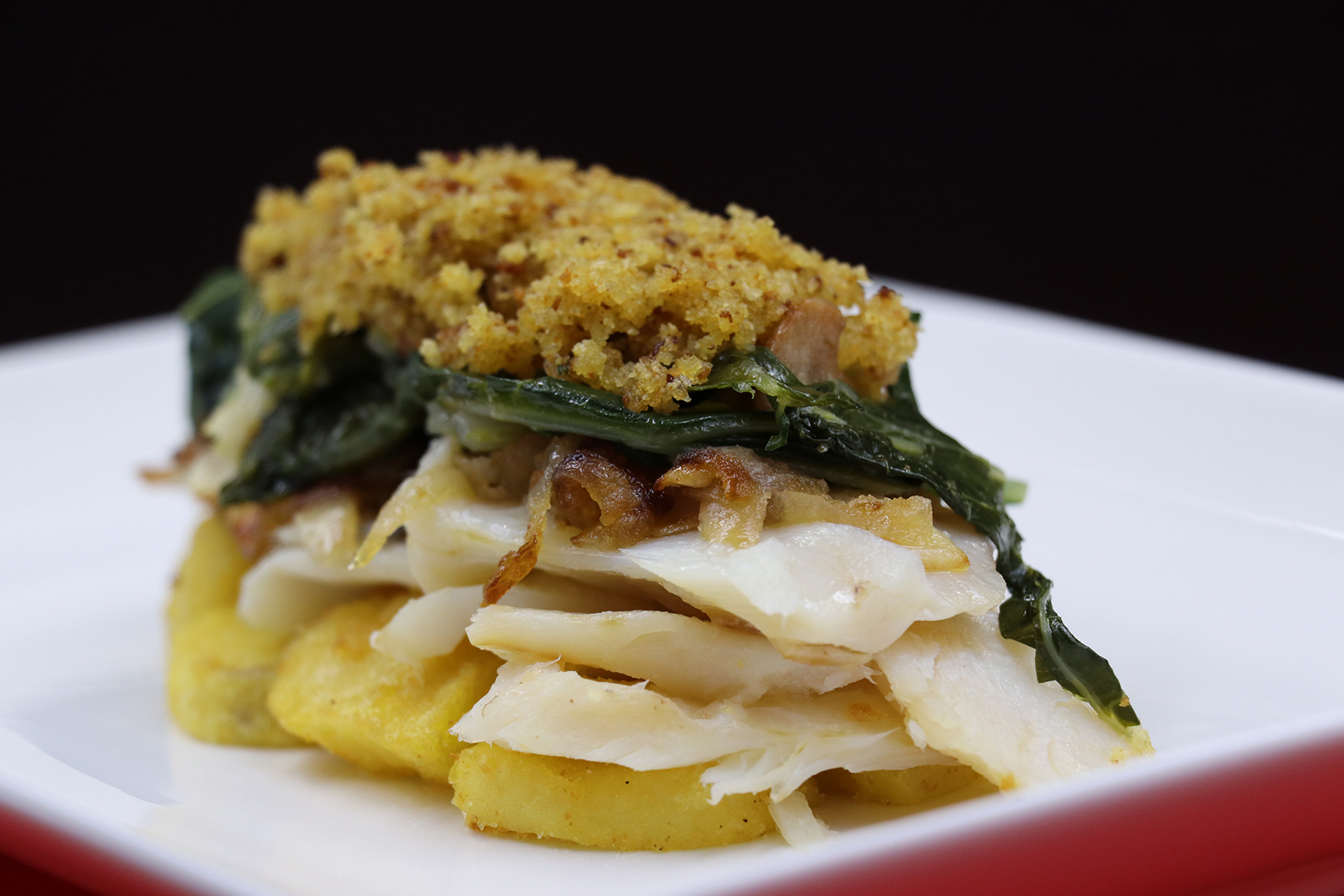 Lascas-de-Bacalhau-com-batata-e-Broa
